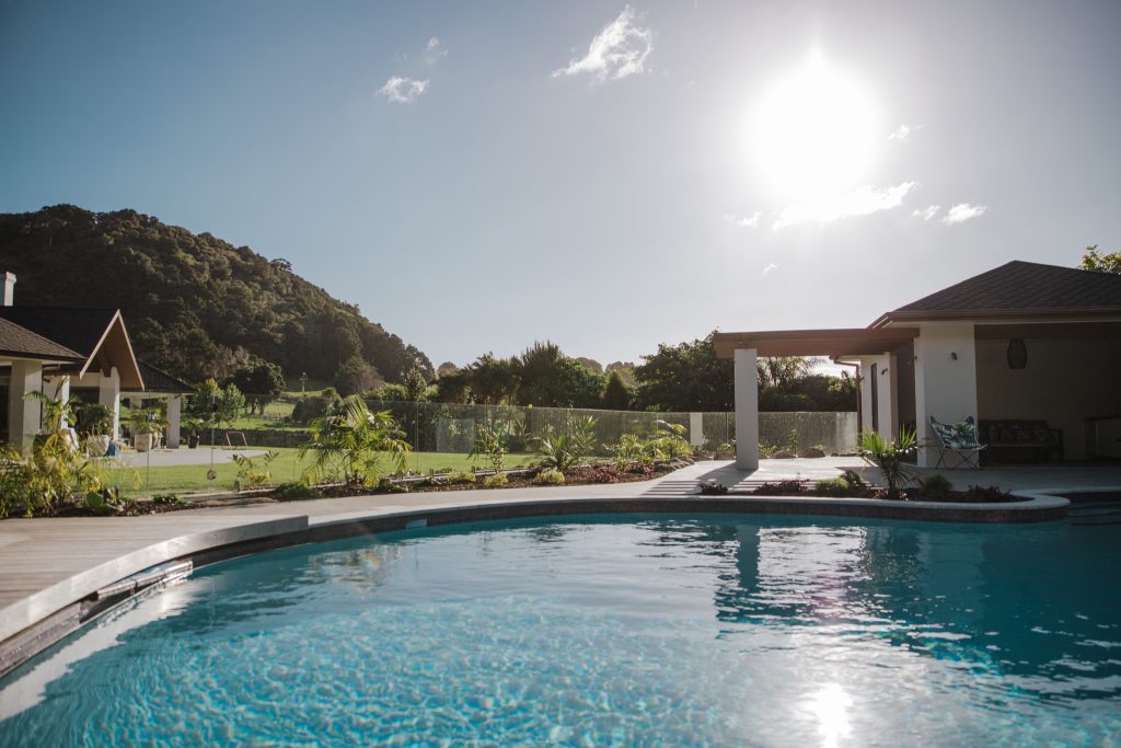 Glass pool fencing
